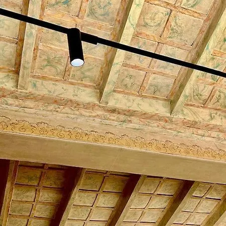 Il Cancelliere Del Re Apartamento *